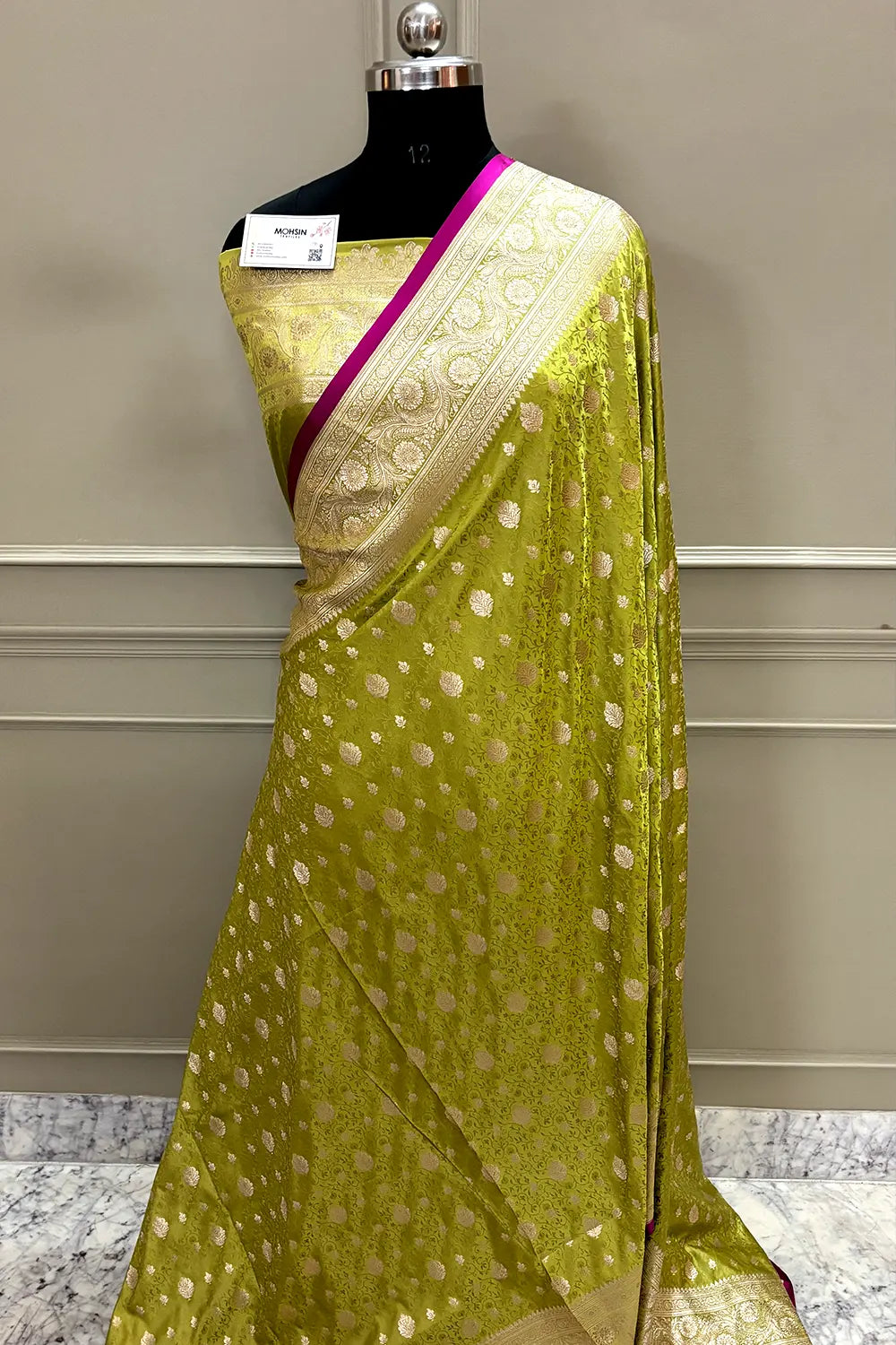 Mehendi Chunni Munni Buti Katan Silk Banarasi Saree