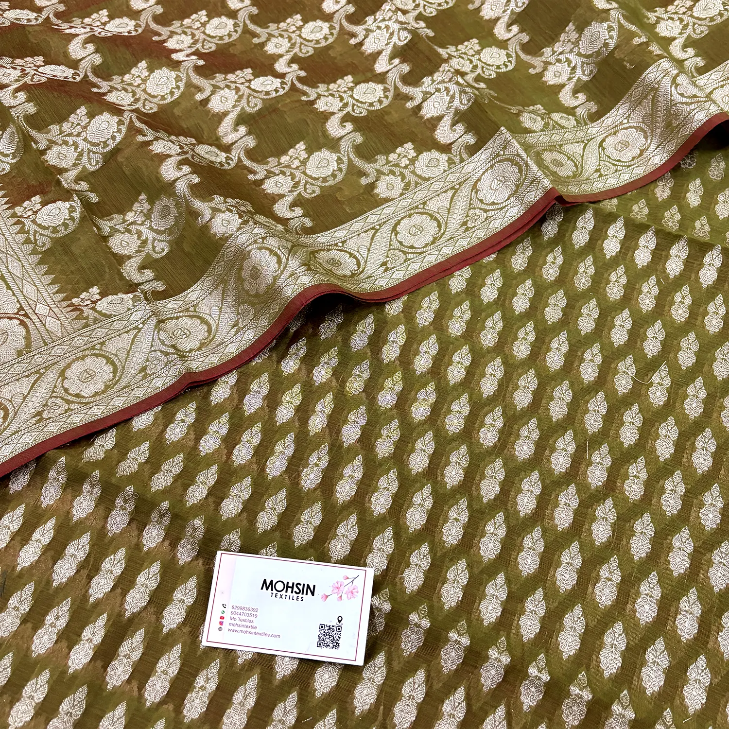 Mehendi Dracula Buti Banarasi Silk Suit