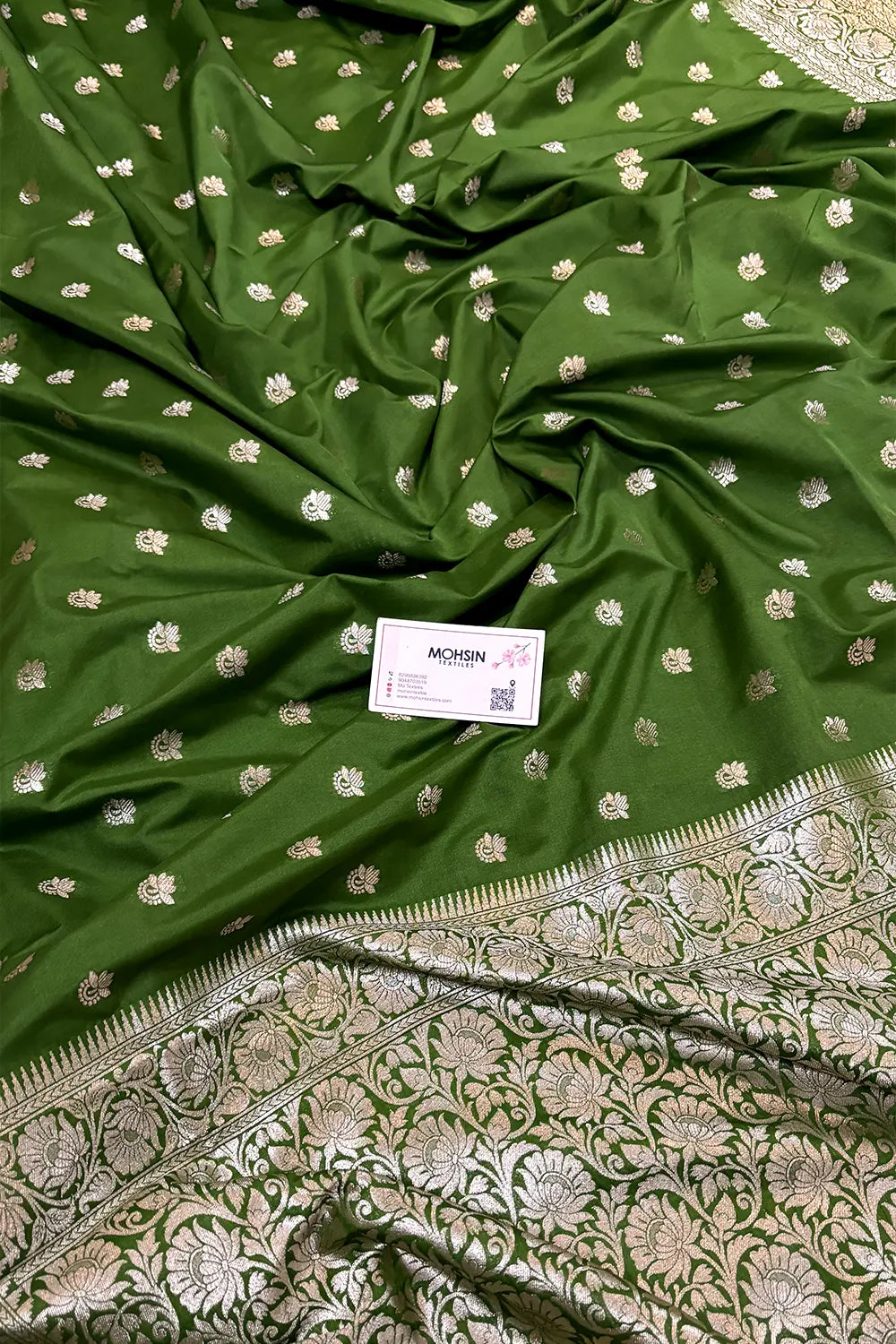 Mehendi Ghonga Buti Katan Silk Banarasi Saree
