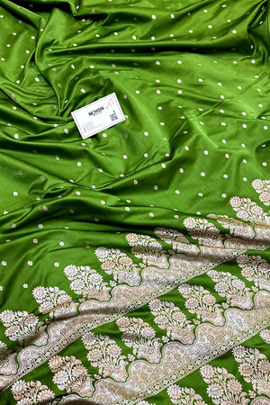 Mehendi Green Hawahawai Buti Katan Silk Banarasi Saree