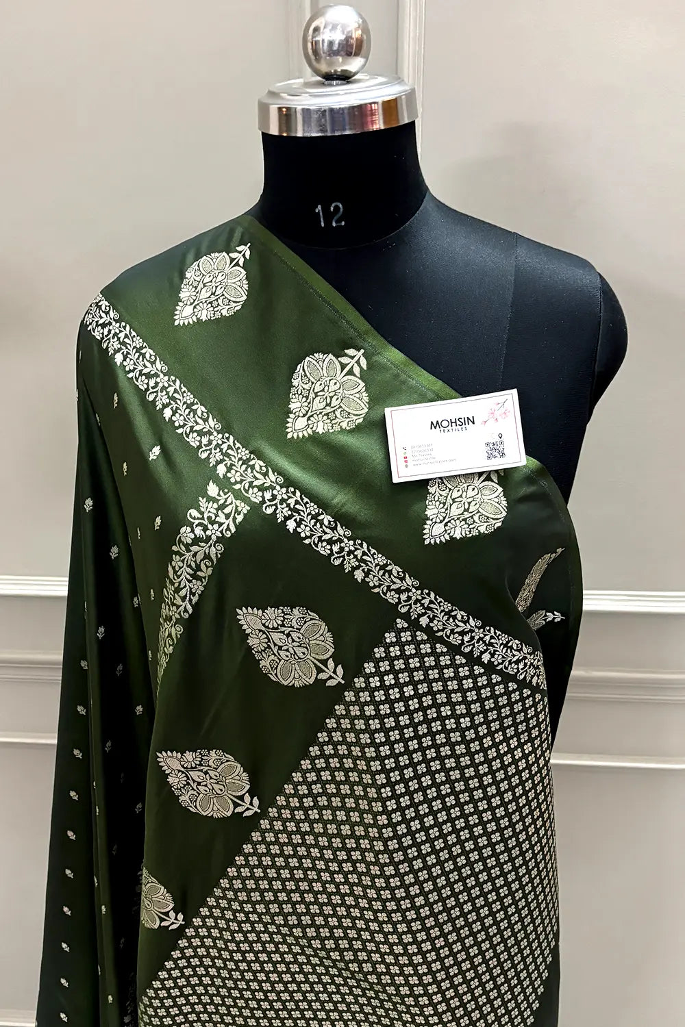 Mehendi Hukum Buti Katan Silk Banarasi Saree