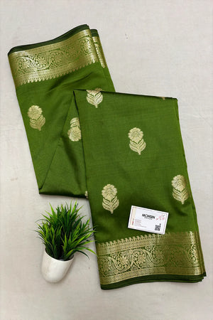 Mehendi Tilismi Kalli Semi Katan Silk Banarasi Saree