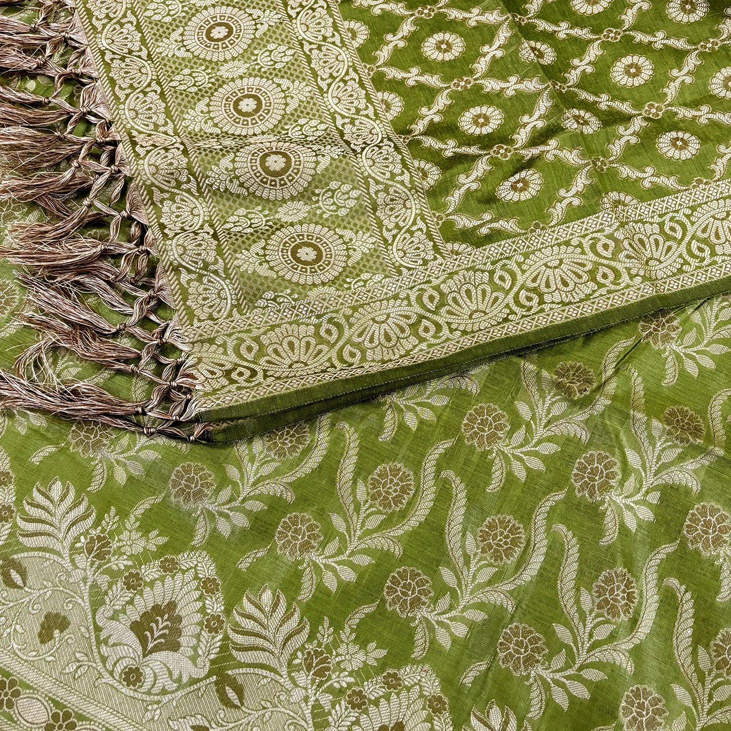 Mehendi Yoga Jaal Cotton Silk Banarasi Suit