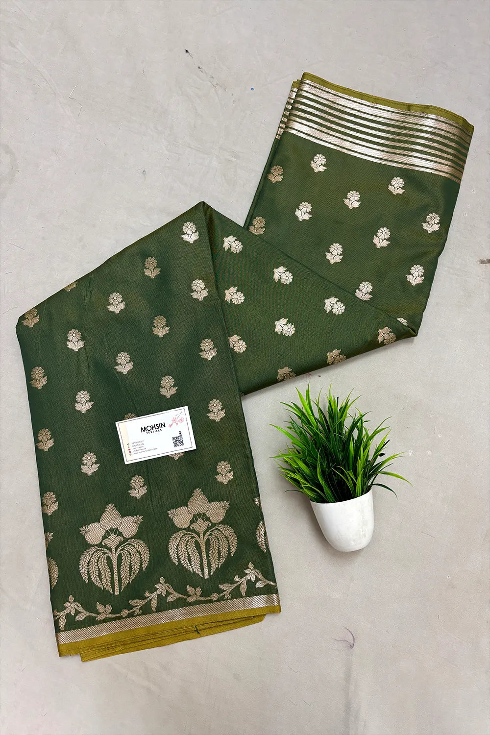 Mehendi Zari Semi Katan Silk Banarasi Saree