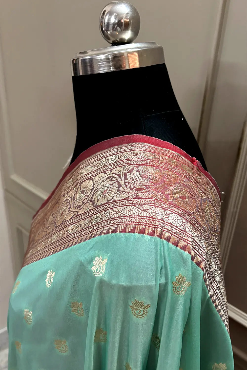 Mint and Red Ghonga Buti Katan Silk Banarasi Saree