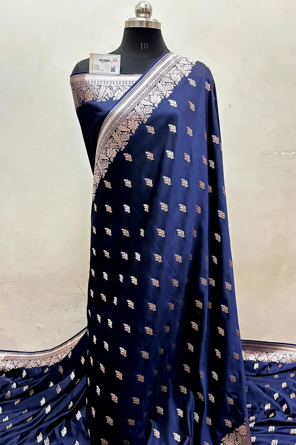 Navy Blue Aatari Buti Katan Silk Banarasi Saree