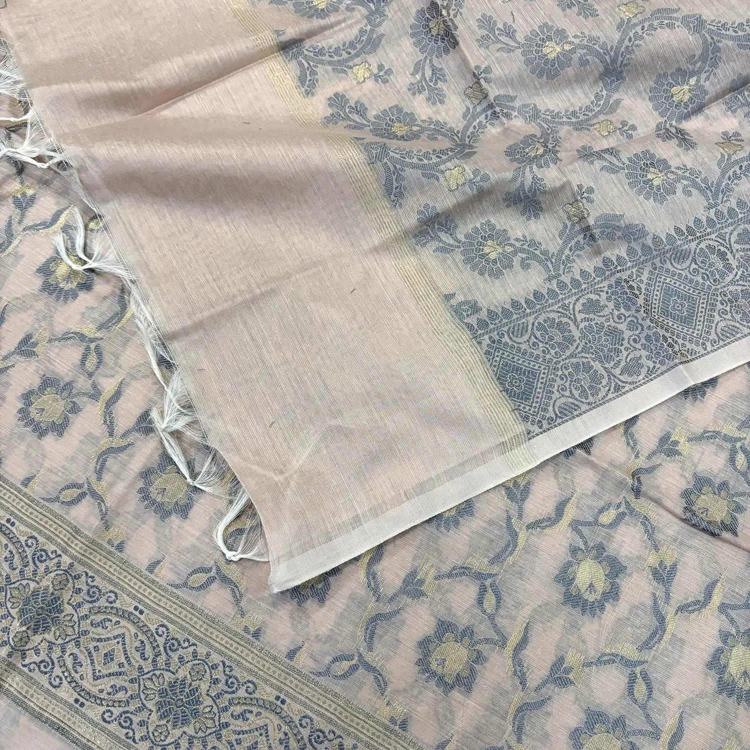 Onion Peach Resham Banarasi Silk Suit