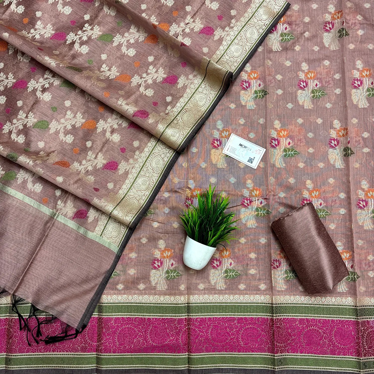 Onion Peach Resham Banarasi Silk Suit