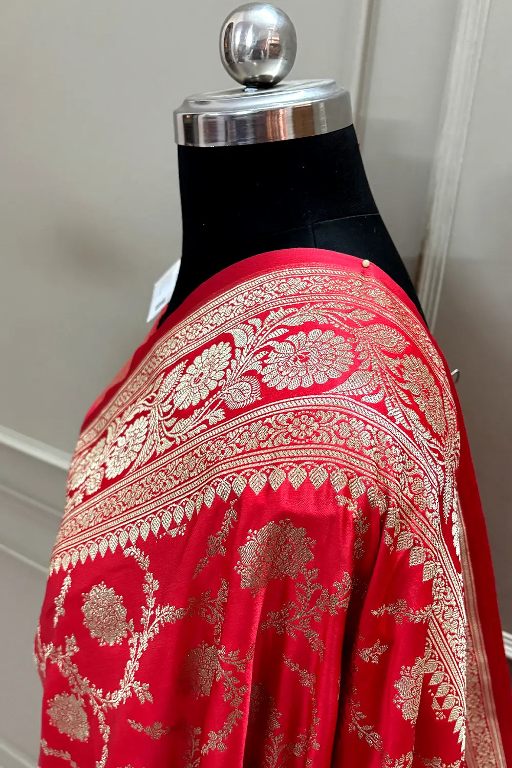 Peach Murmuri Jaal Katan Silk Banarasi Saree