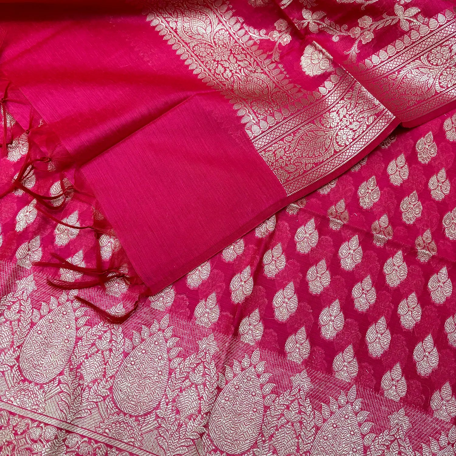 Pink Dracula Buta Banarasi Silk Suit