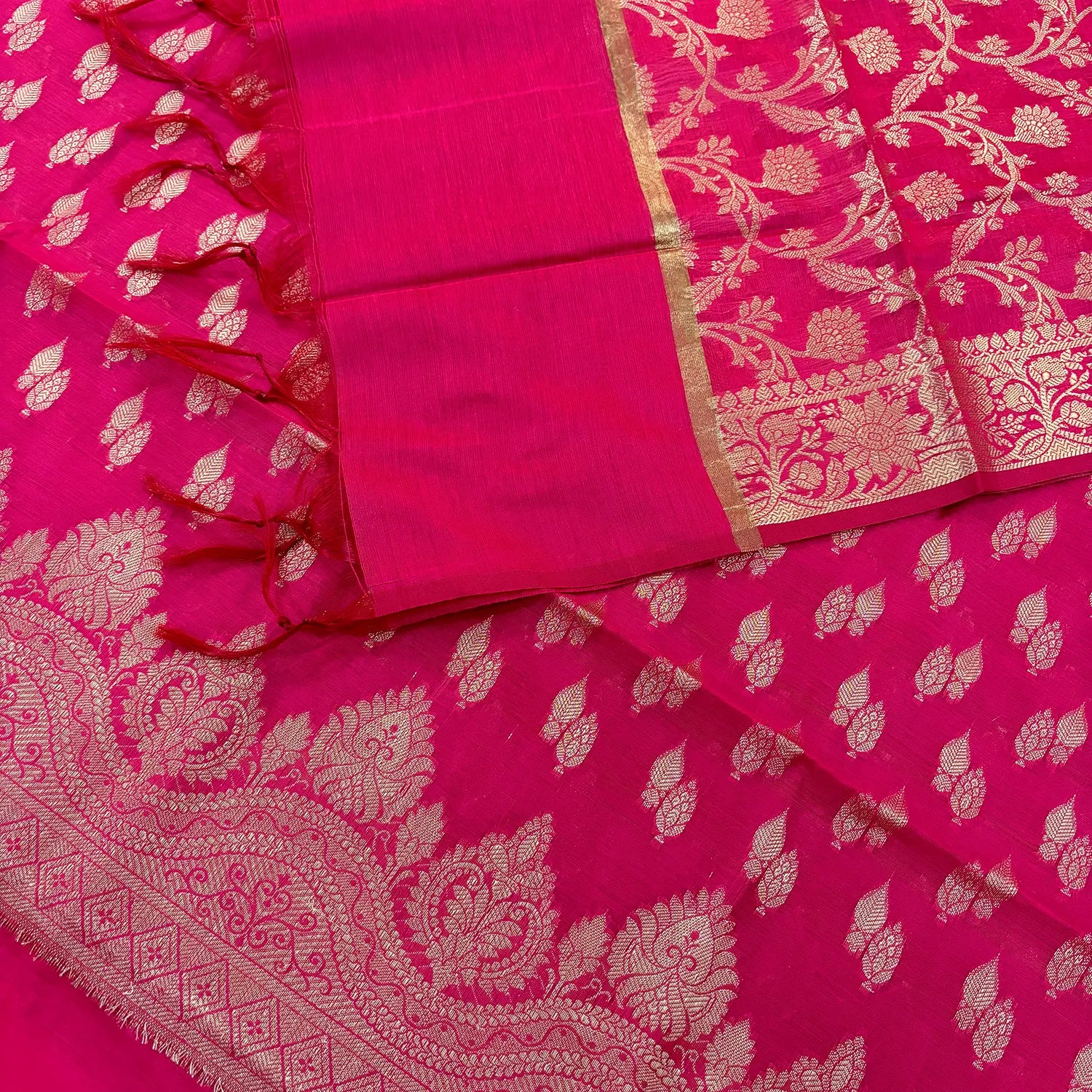 Pink Golden Zari Banarasi Silk Suit