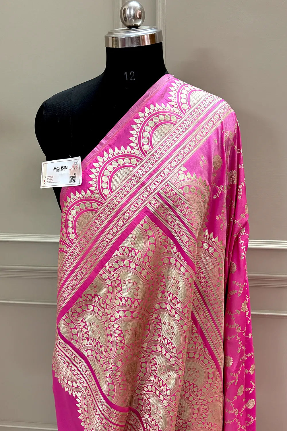 Pink Quantum Jaal Katan Silk Banarasi Saree