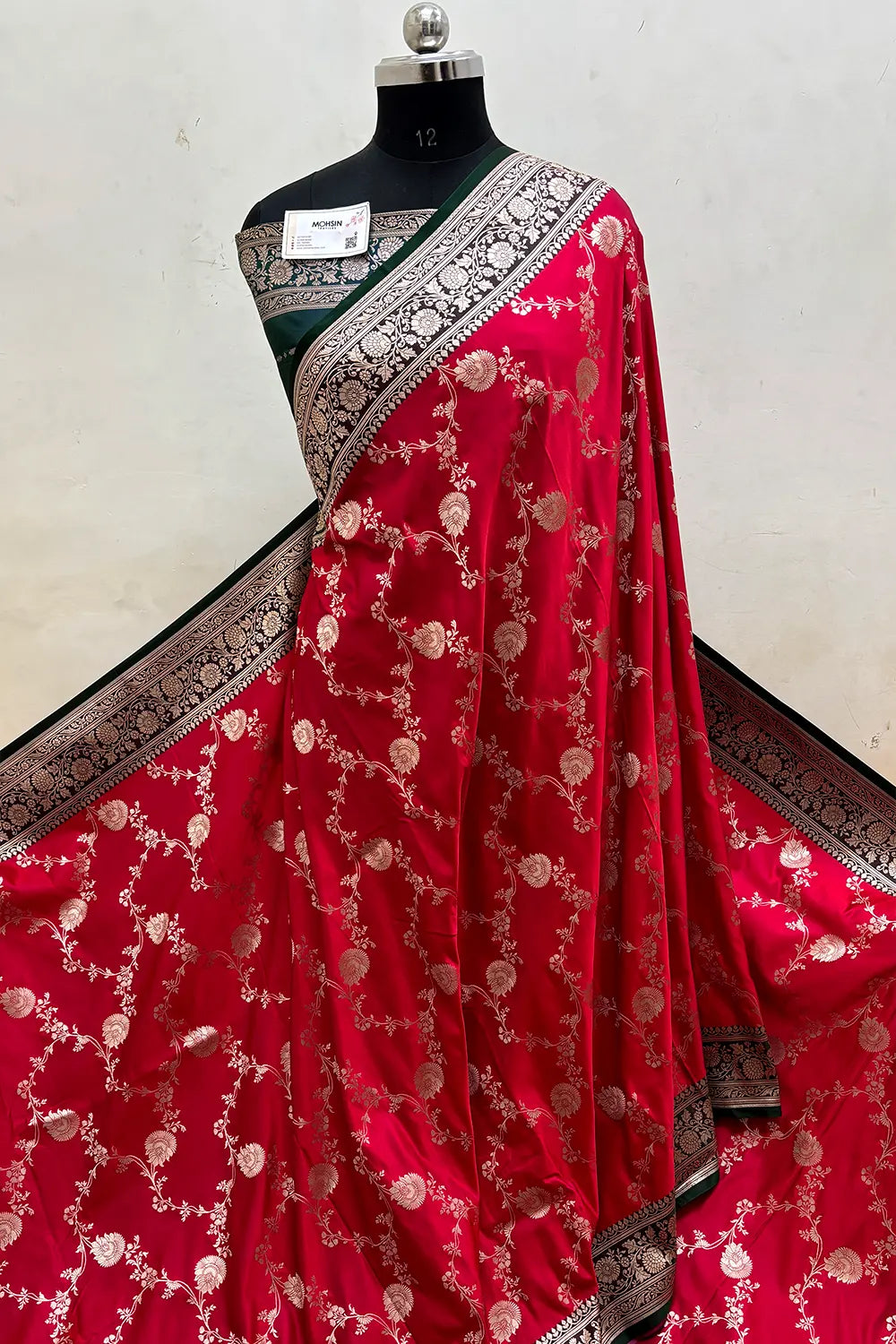 Pinkish Red and Bottle Green Zari Katan Silk Banarasi Saree