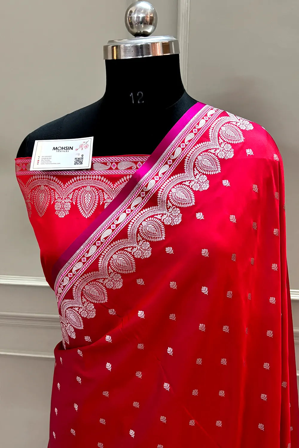 Pinkish Red Jadi Buti Katan Silk Banarasi Saree