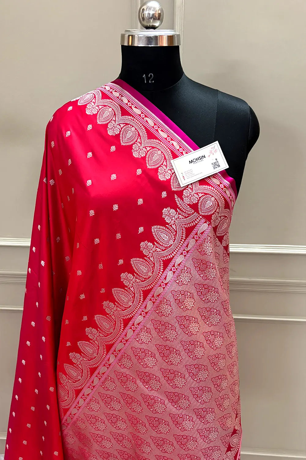 Pinkish Red Jadi Buti Katan Silk Banarasi Saree