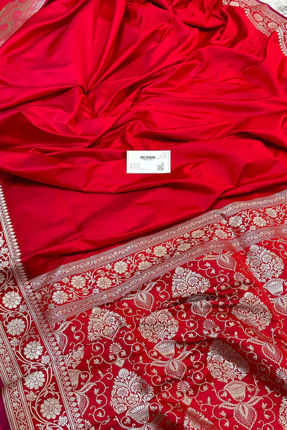 Pinkish Red Plain Zari Border Katan Silk Banarasi Saree