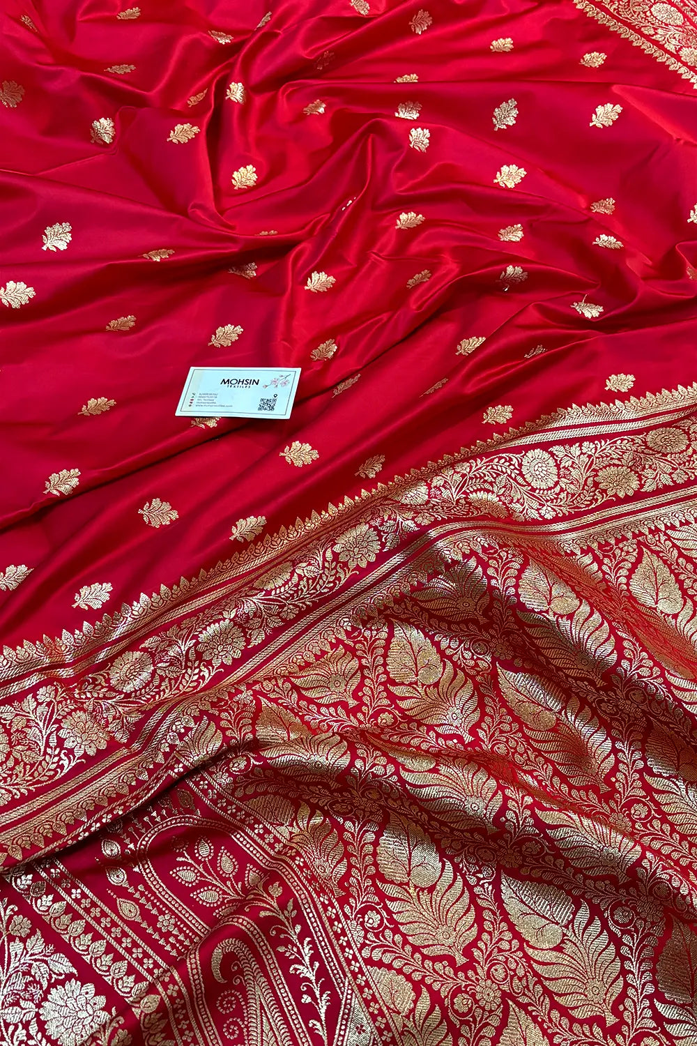 Pinkish Red Podina Buti Katan Silk Banarasi Saree