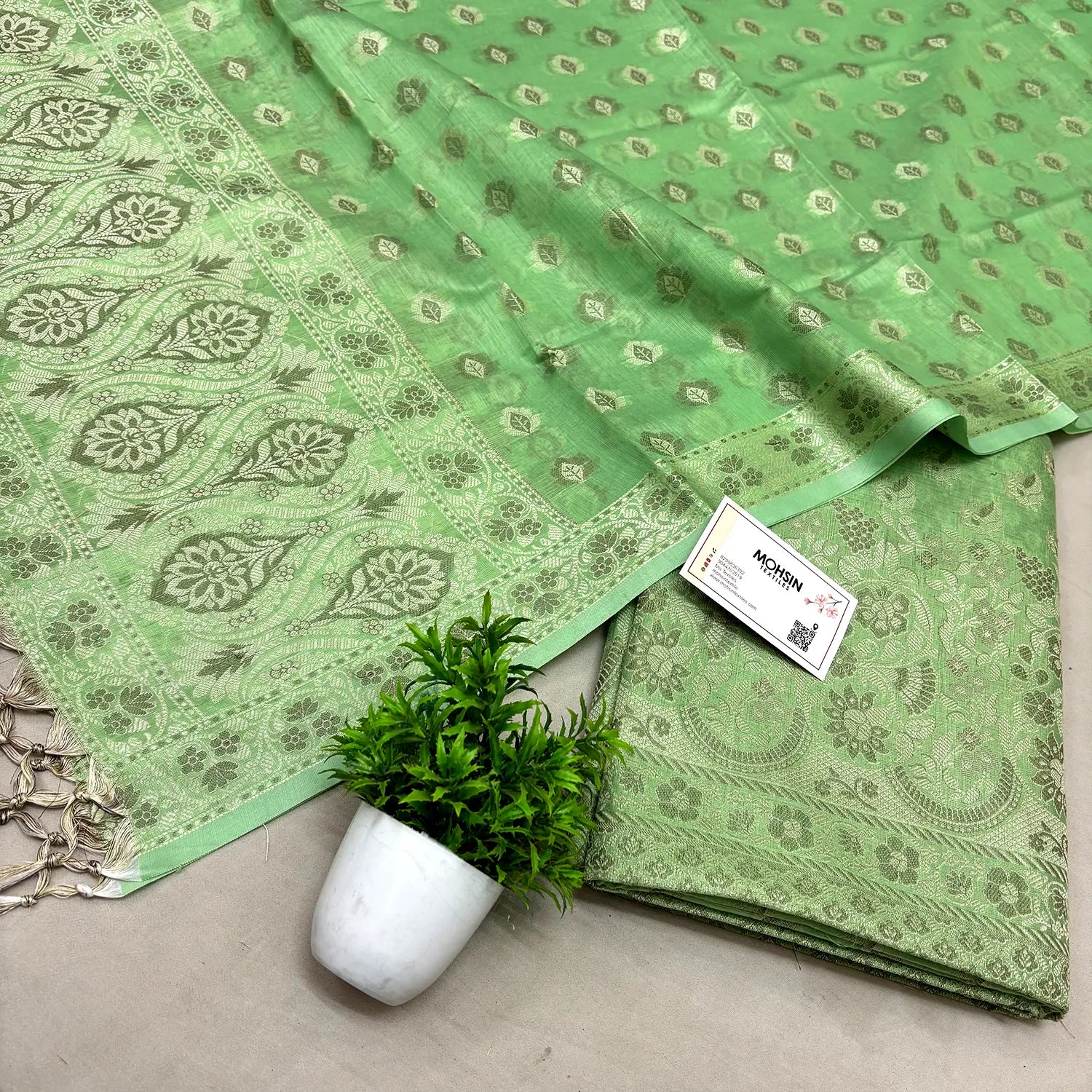 Pista Angoori Kalli Cotton Silk Banarasi Suit