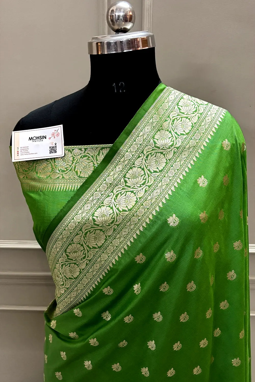 Pista Ghonga Buti Katan Silk Banarasi Saree