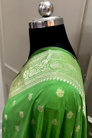 Pista Ghonga Buti Katan Silk Banarasi Saree