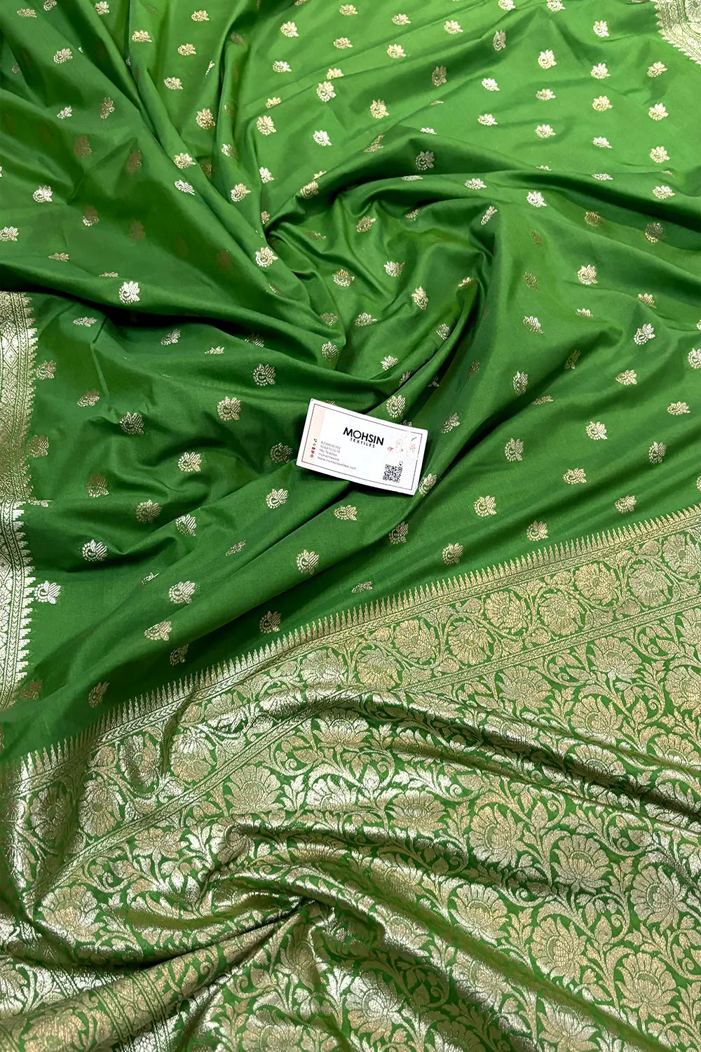 Pista Ghonga Buti Katan Silk Banarasi Saree