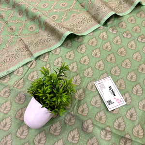 Pista Kacchi Carry Patta Cotton Silk Banarasi Suit