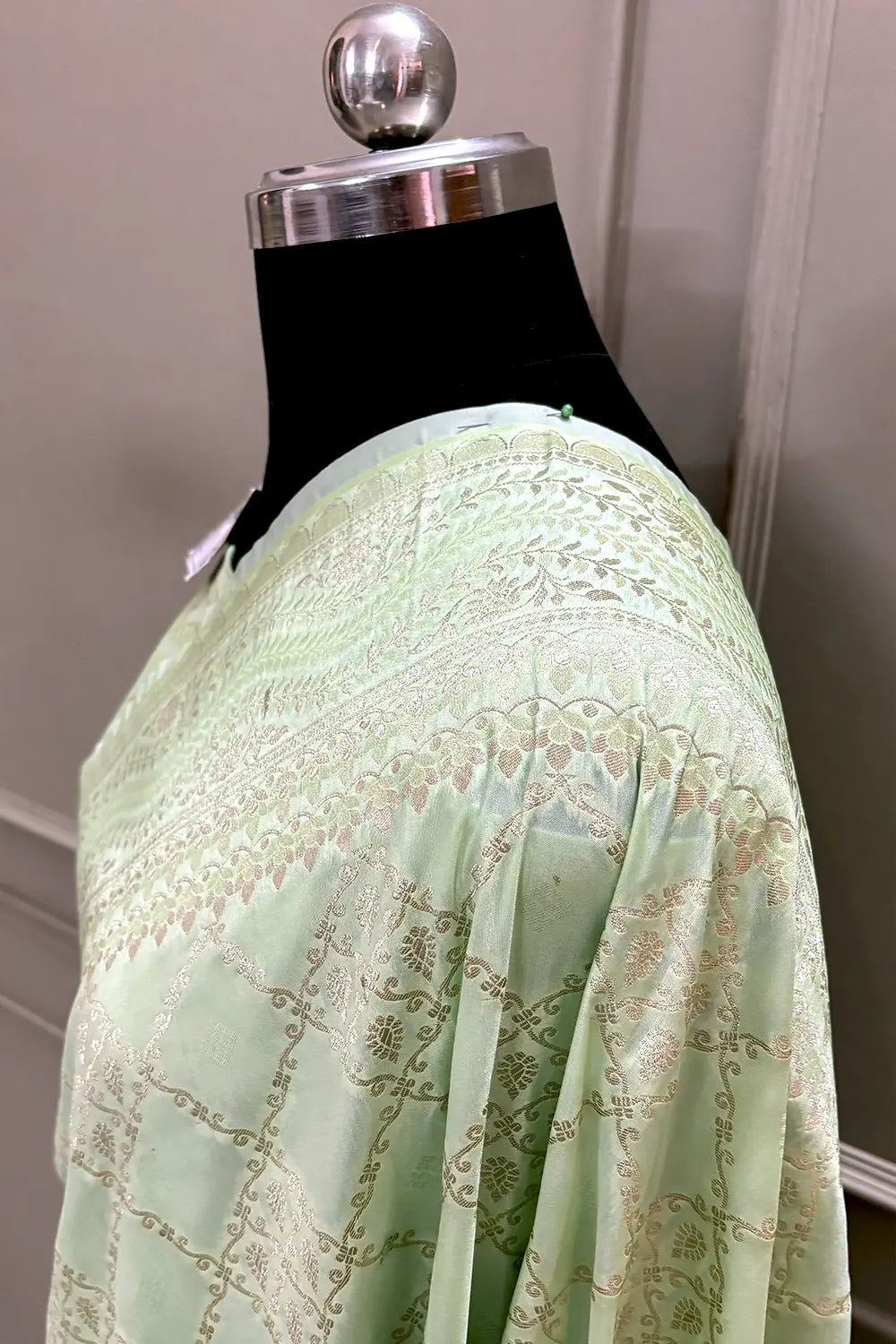Pista Pi Jaal Katan Silk Banarasi Saree