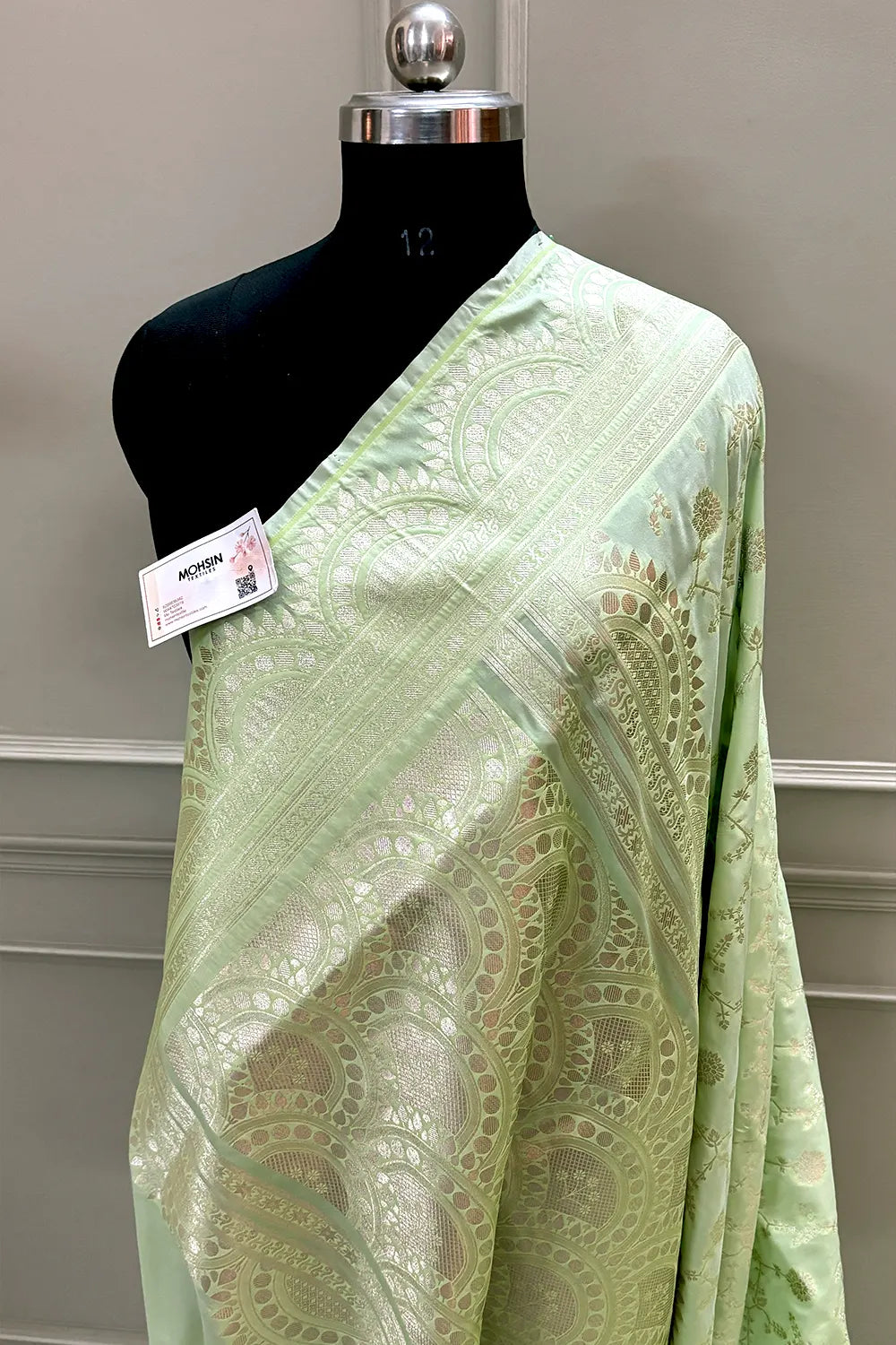 Pista Quantum Jaal Katan Silk Banarasi Saree