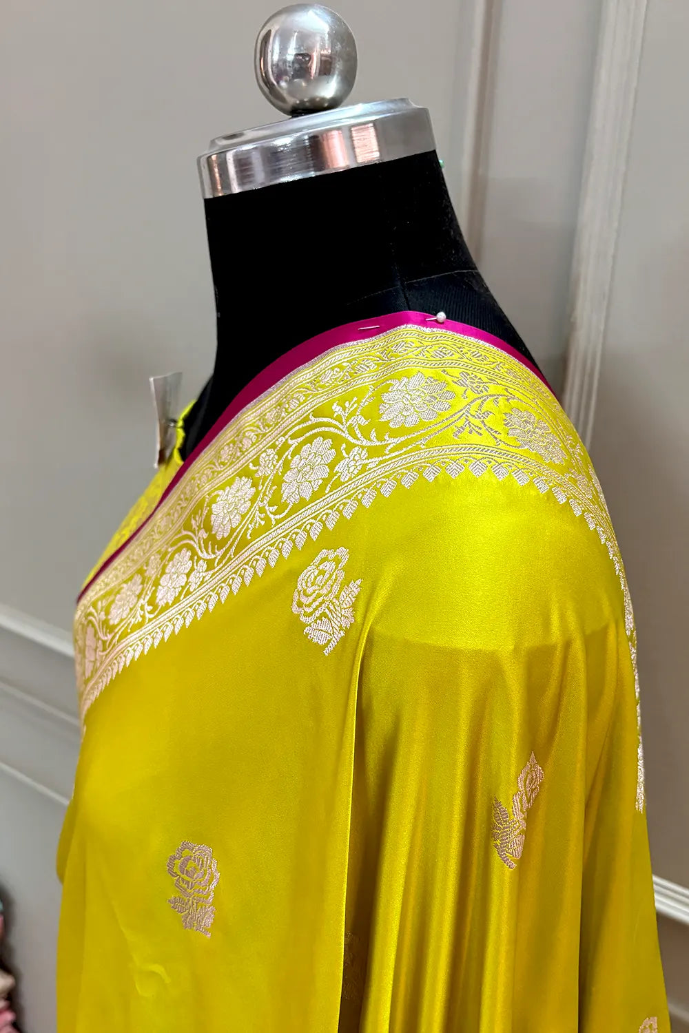 Pista Rose Buti Katan Silk Banarasi Saree