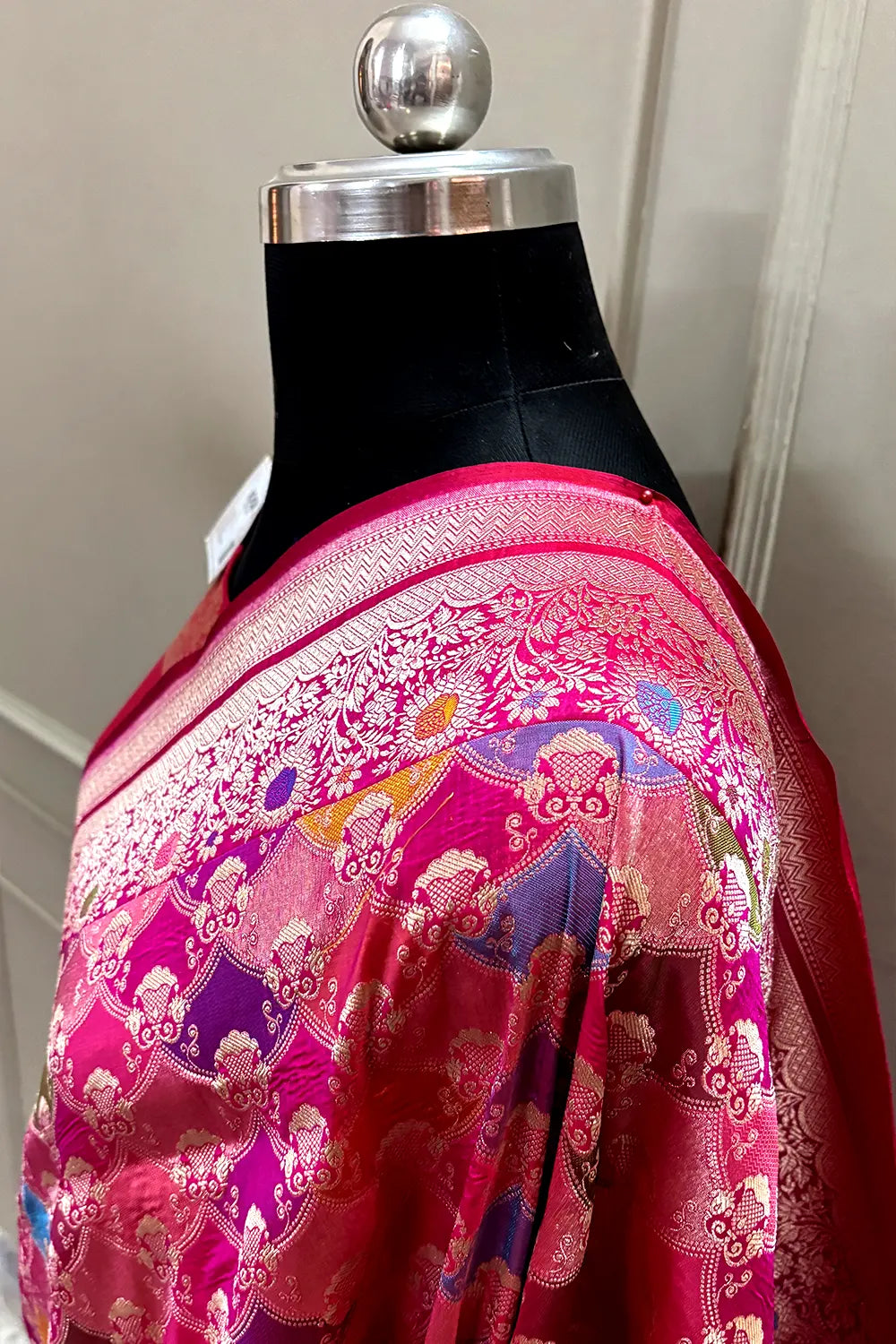 Rani Pink Rangkaat Handloom Pure Katan Silk Banarasi Saree