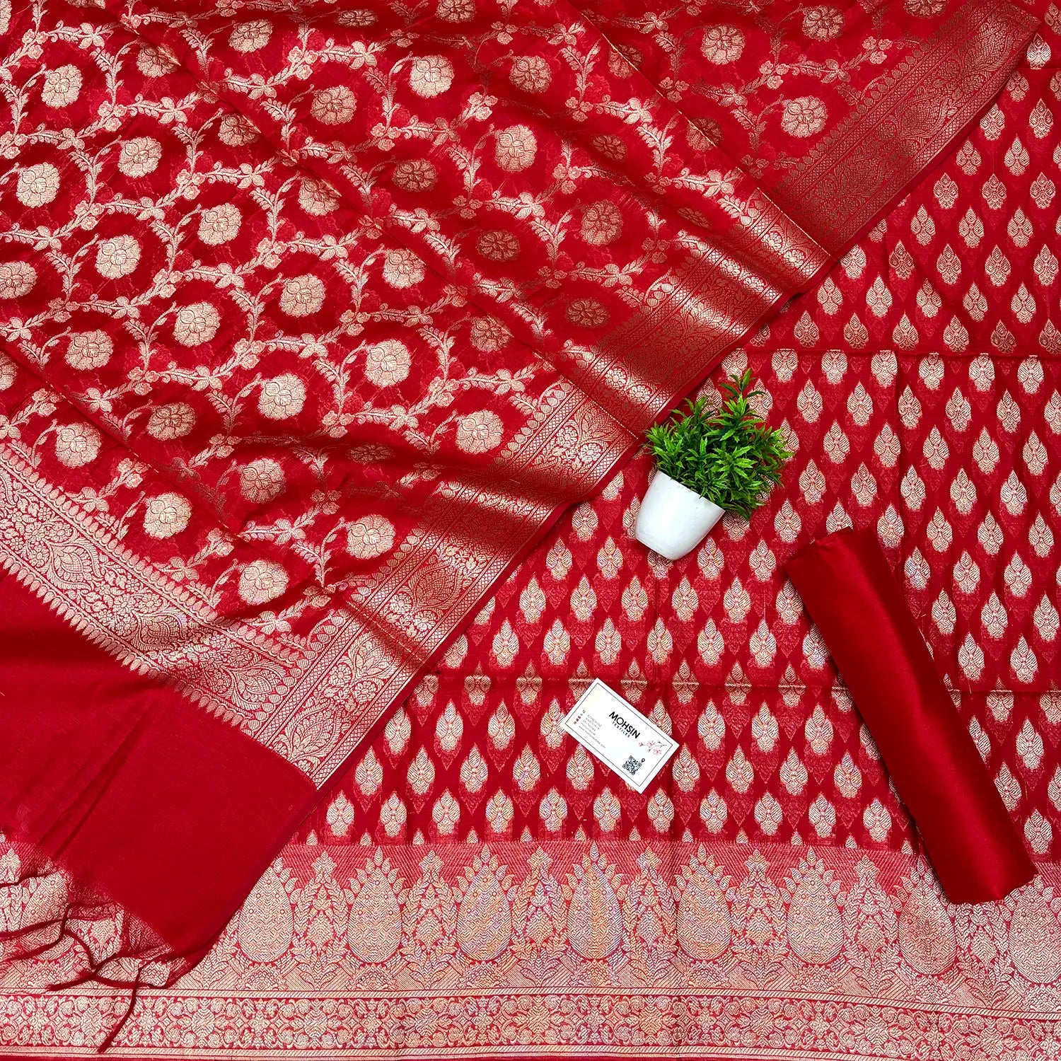 Red Dracula Buta Banarasi Silk Suit