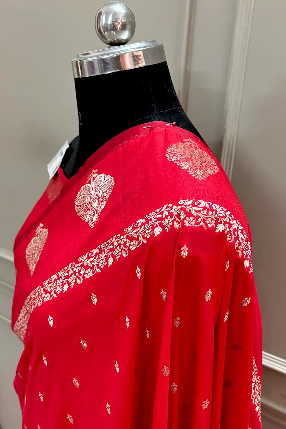 Red Hukum Buti Katan Silk Banarasi Saree
