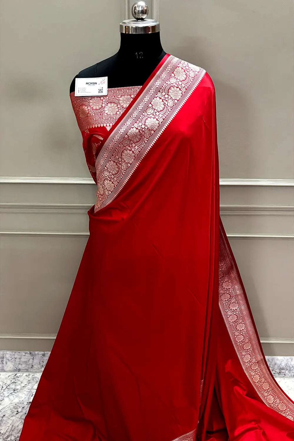 Red Plain Zari Katan Mashru Silk Banarasi Saree