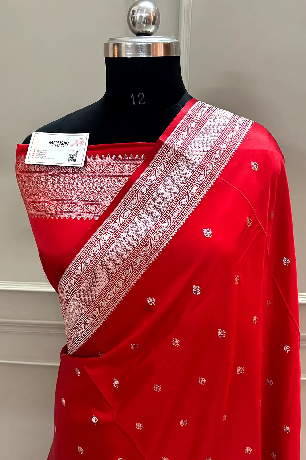 Red Wazir Buti Katan Silk Banarasi Saree