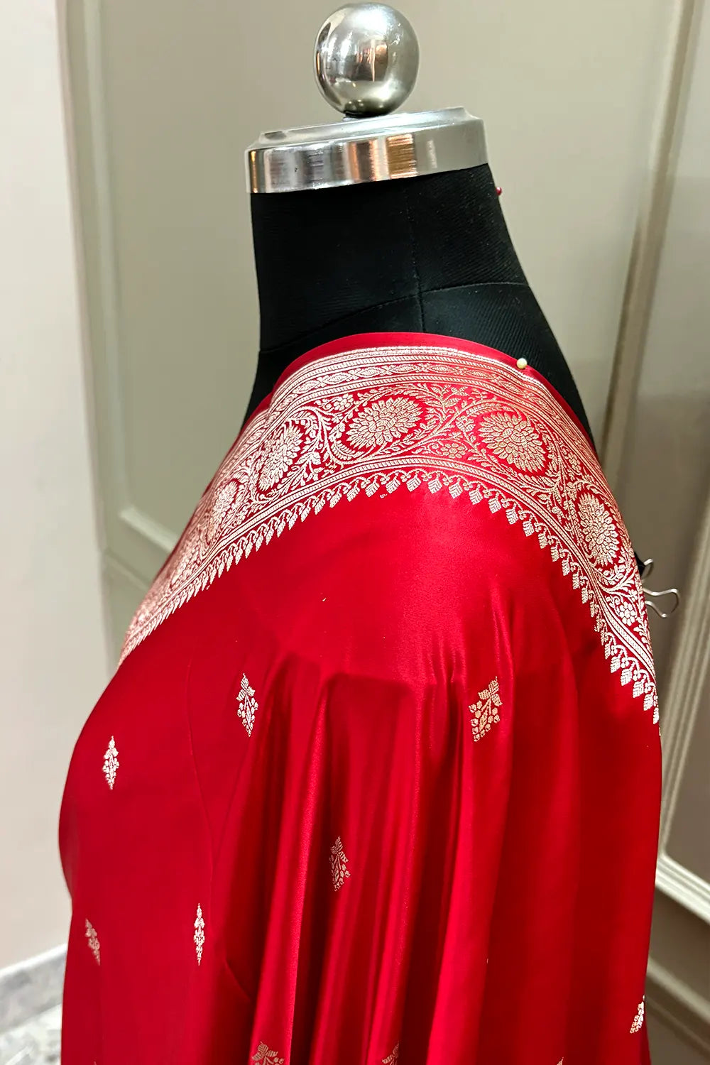 Red Zari Katan Silk Banarasi Saree