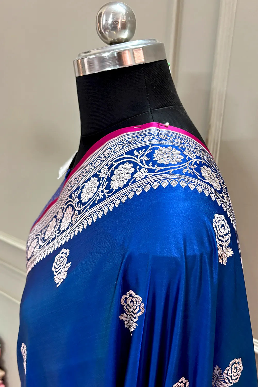 Royal Blue Rose Buti Katan Silk Banarasi Saree