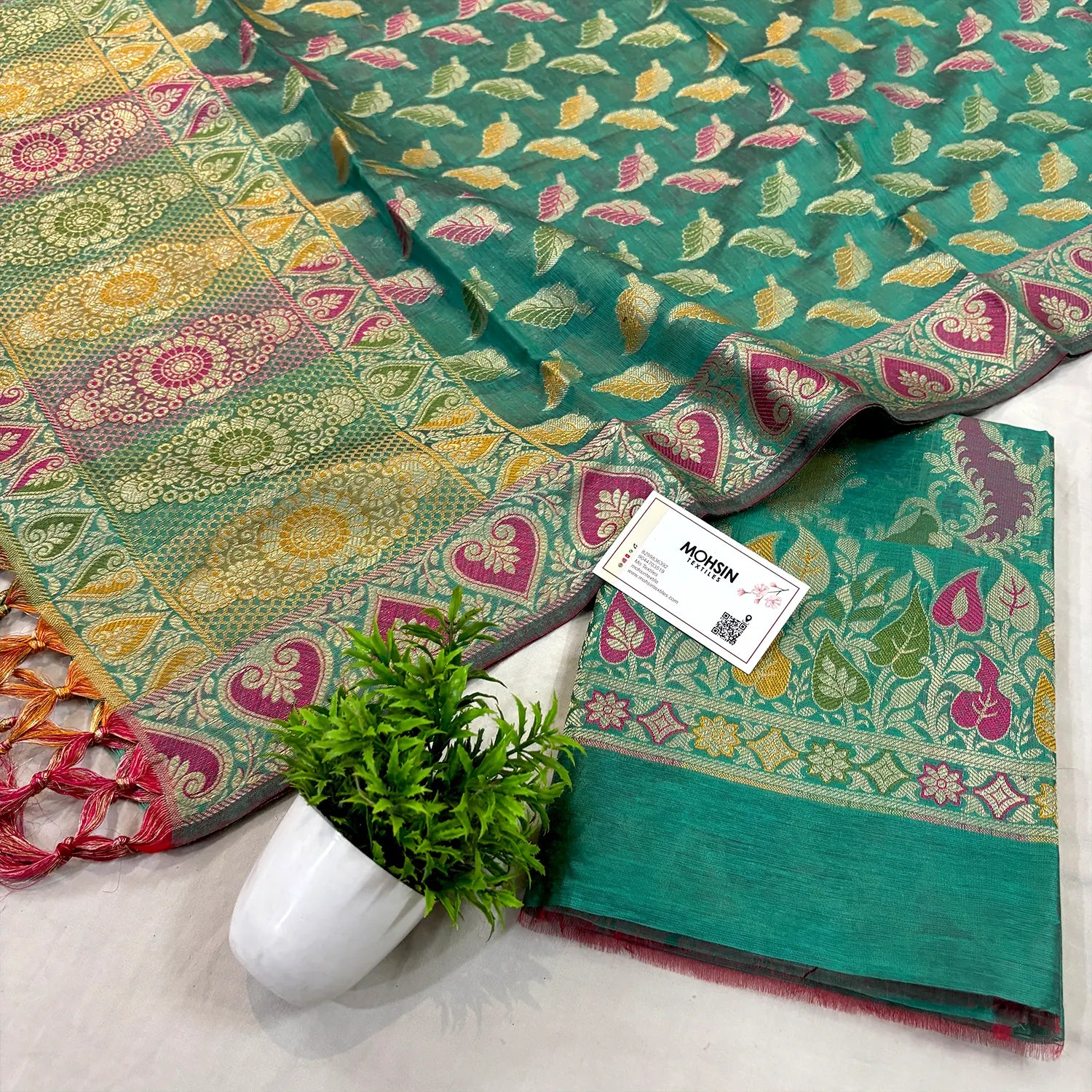 Sea Green Resham Banarasi Silk Suit