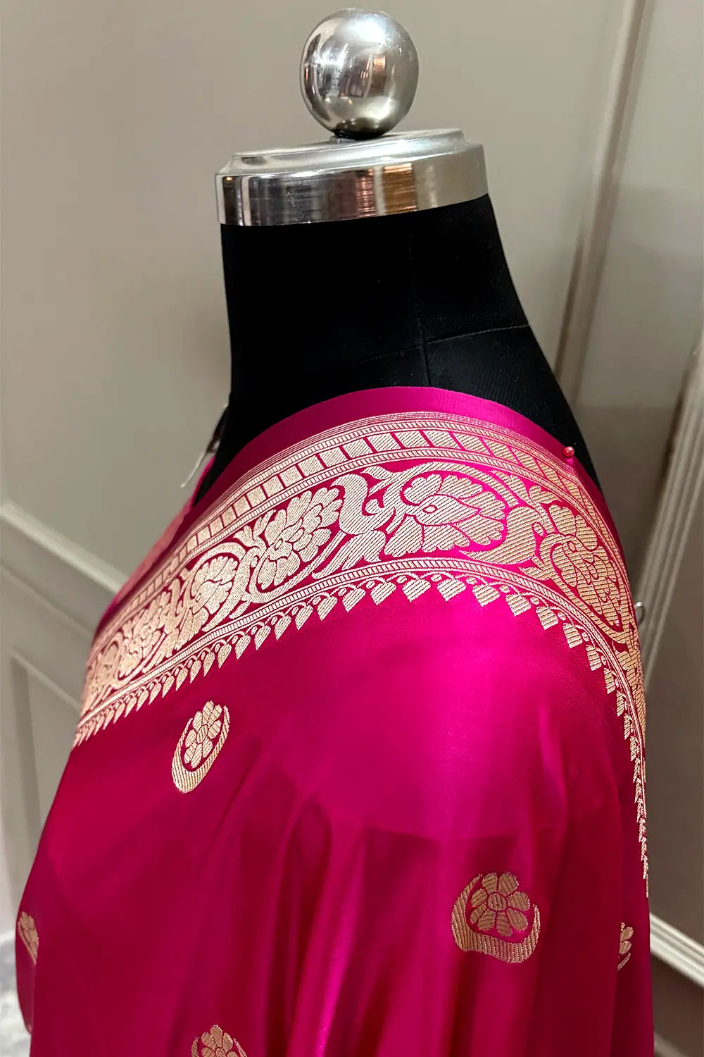 Sonakshi Sinha Pink Katan Silk Banarasi Saree