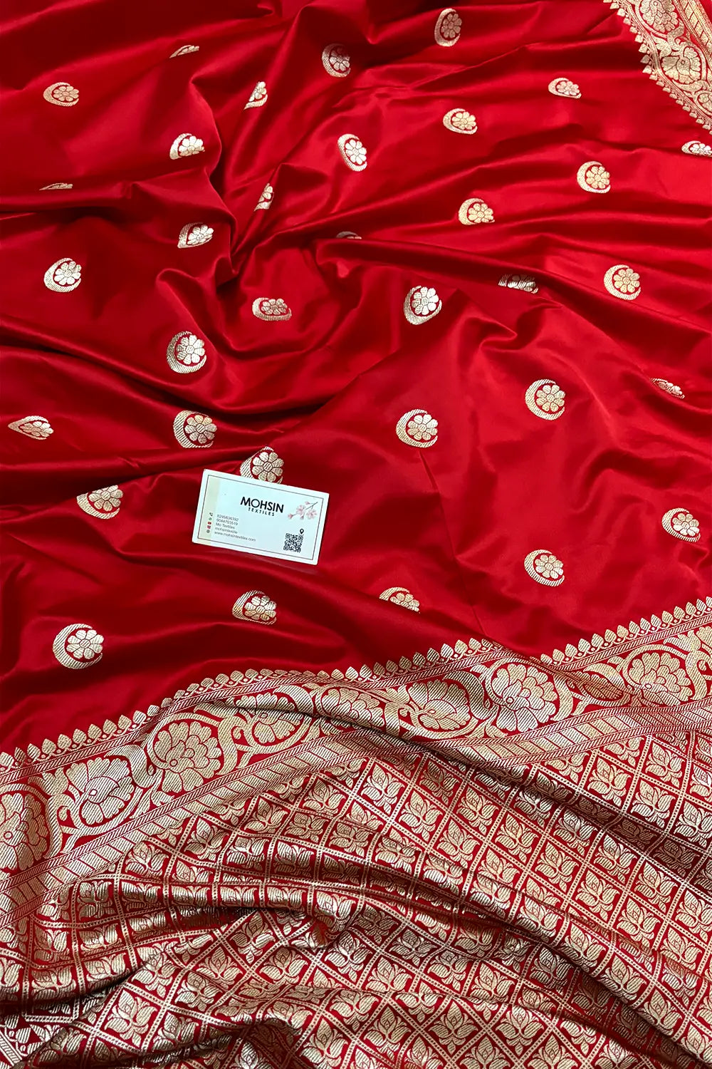 Sonakshi Sinha Red Chand Tara Katan Silk Banarasi Saree