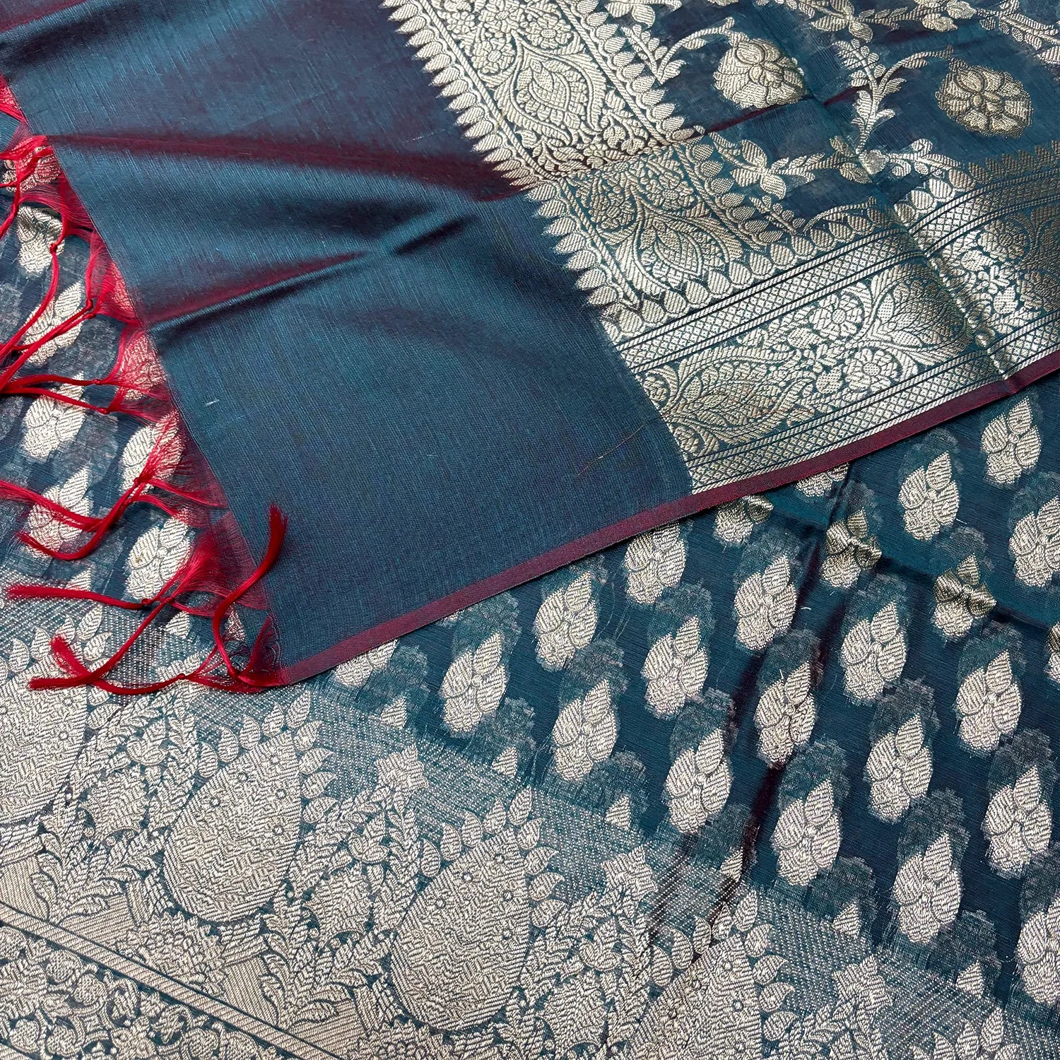 Teal Dracula Buta Banarasi Silk Suit