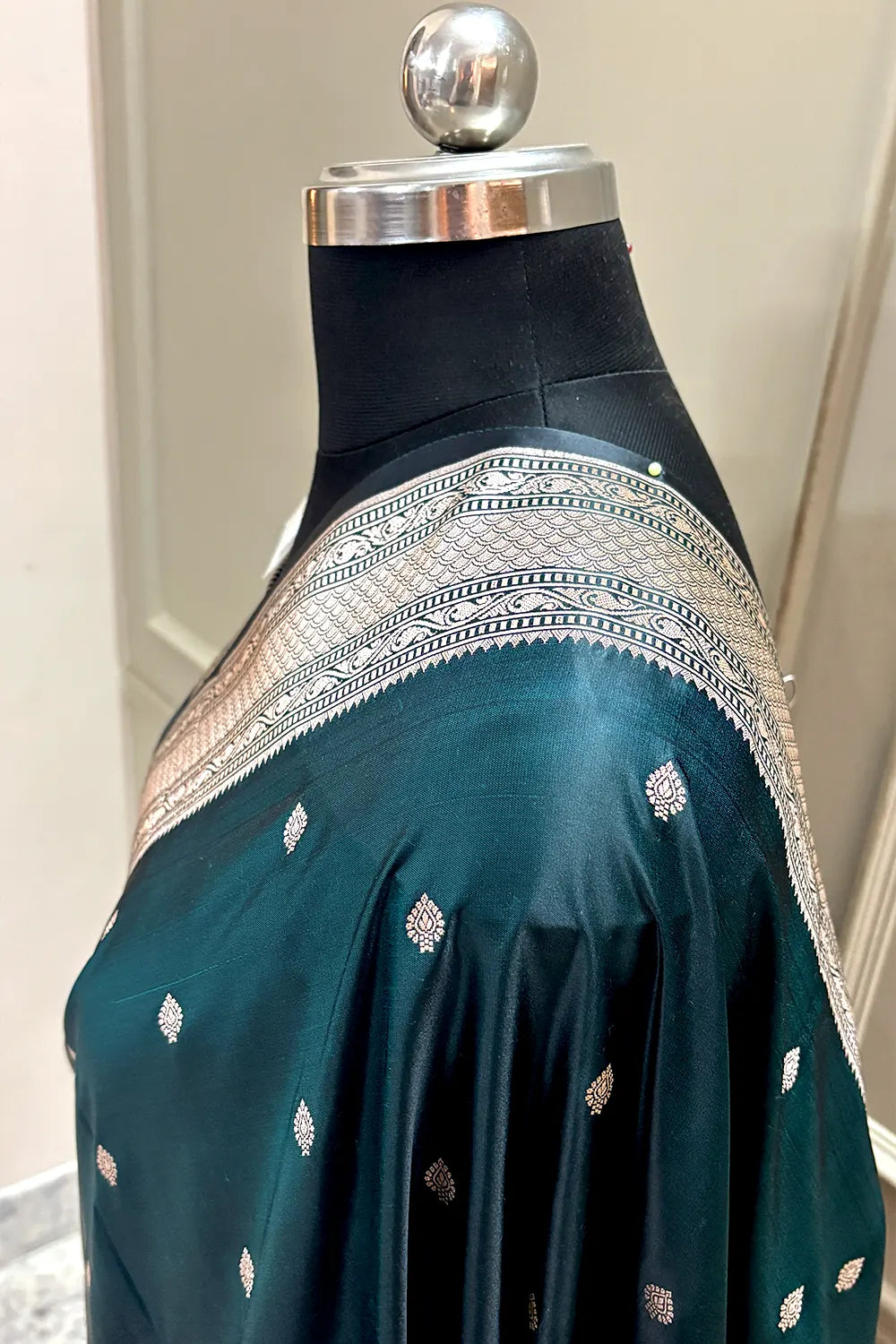 Teal Wazir Buti Katan Silk Banarasi Saree