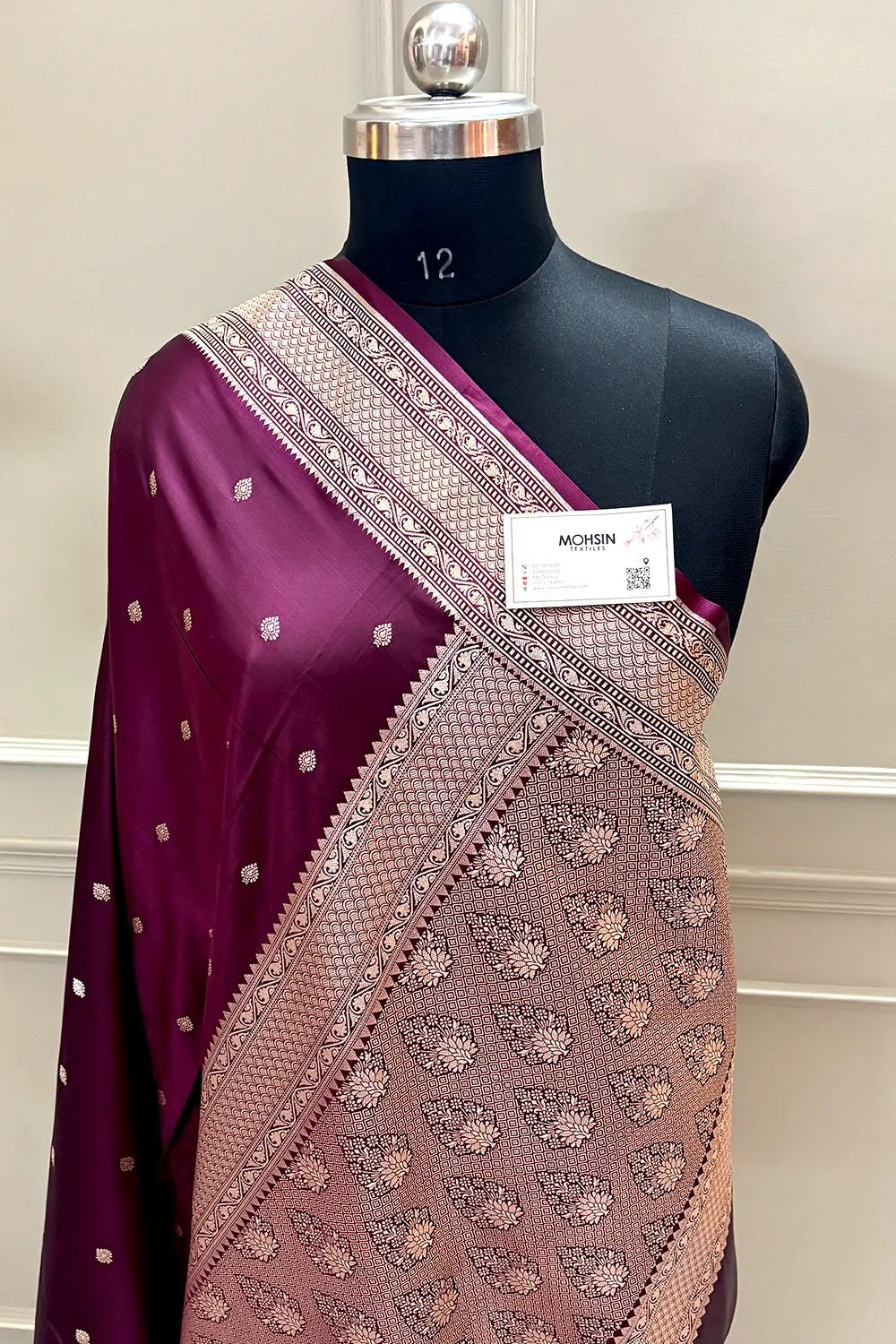 Wine Wazir Buti Katan Silk Banarasi Saree
