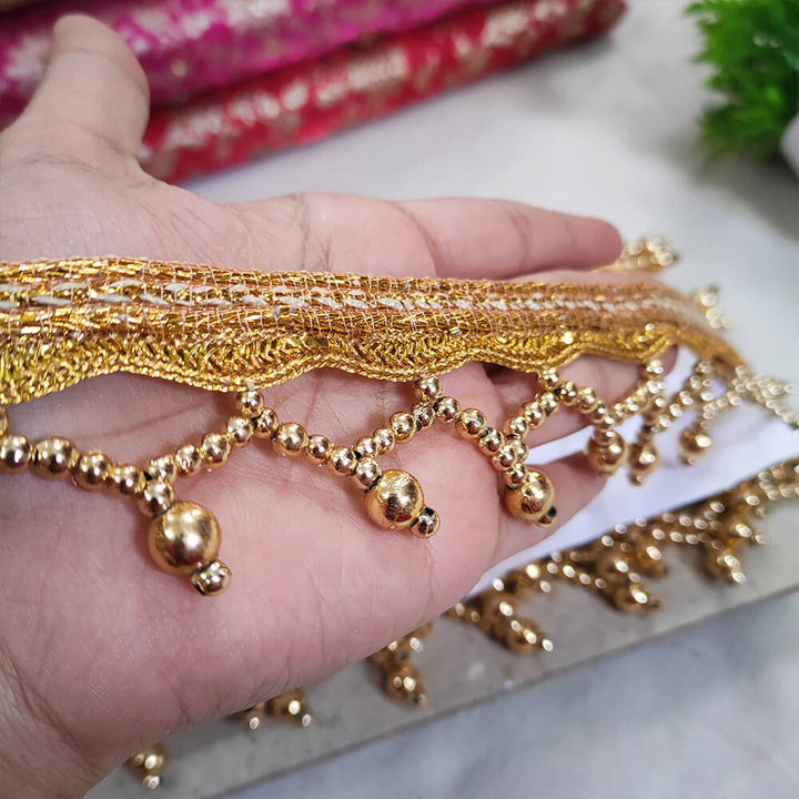 Moti Jhalar Beautiful Golden Lace