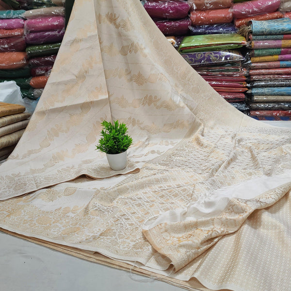 Soft Silk Saree Laherya Jaal White - Mohsin Textiles