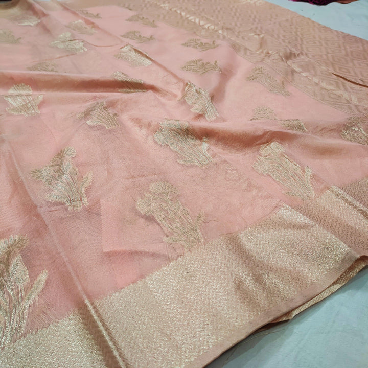 Golden zari work clean banarasi organza silk saree with 1 meter unstiched blouse. perfect choice for party or wedding