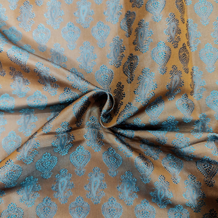 Beautiful Carry Design Tanchoi Silk Kurta Pajama - Mohsin Textiles